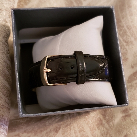 7 inch Black Leather Strap, Panda watch, Quartz, Rhinestones, NEW BATTERY, NWT! - Picture 2 of 2